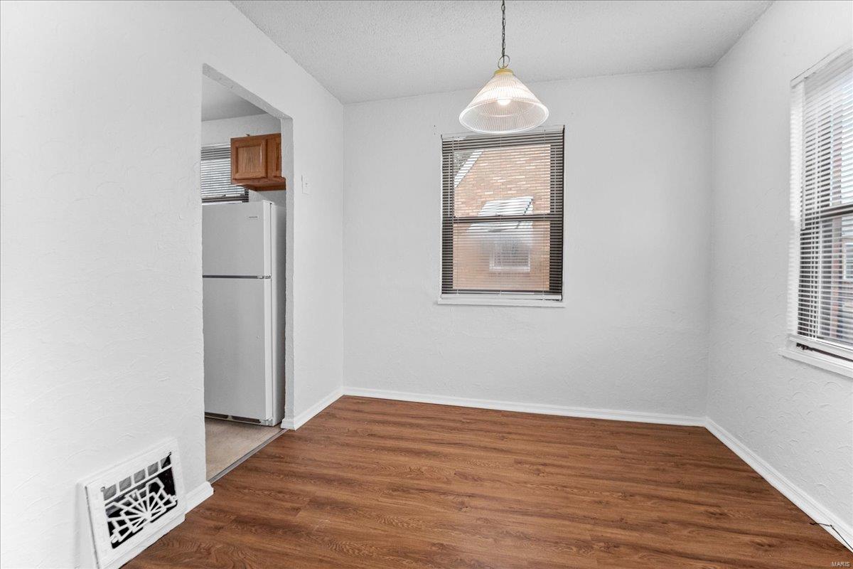 Mehlville, Missouri 63125, United States, 1 Bedroom Bedrooms, ,1 BathroomBathrooms,Residential,Active,109602
