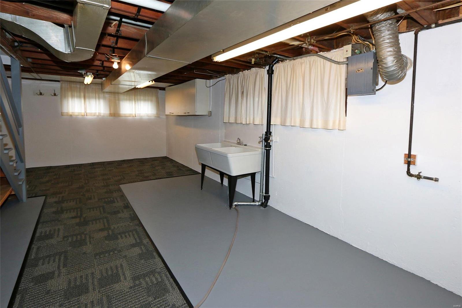 Surrey Lane Corners Unit 1 - Residential