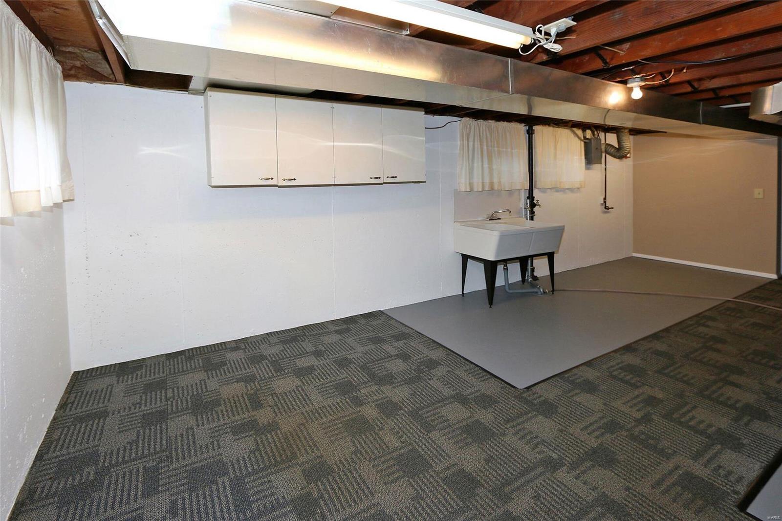 Surrey Lane Corners Unit 1 - Residential