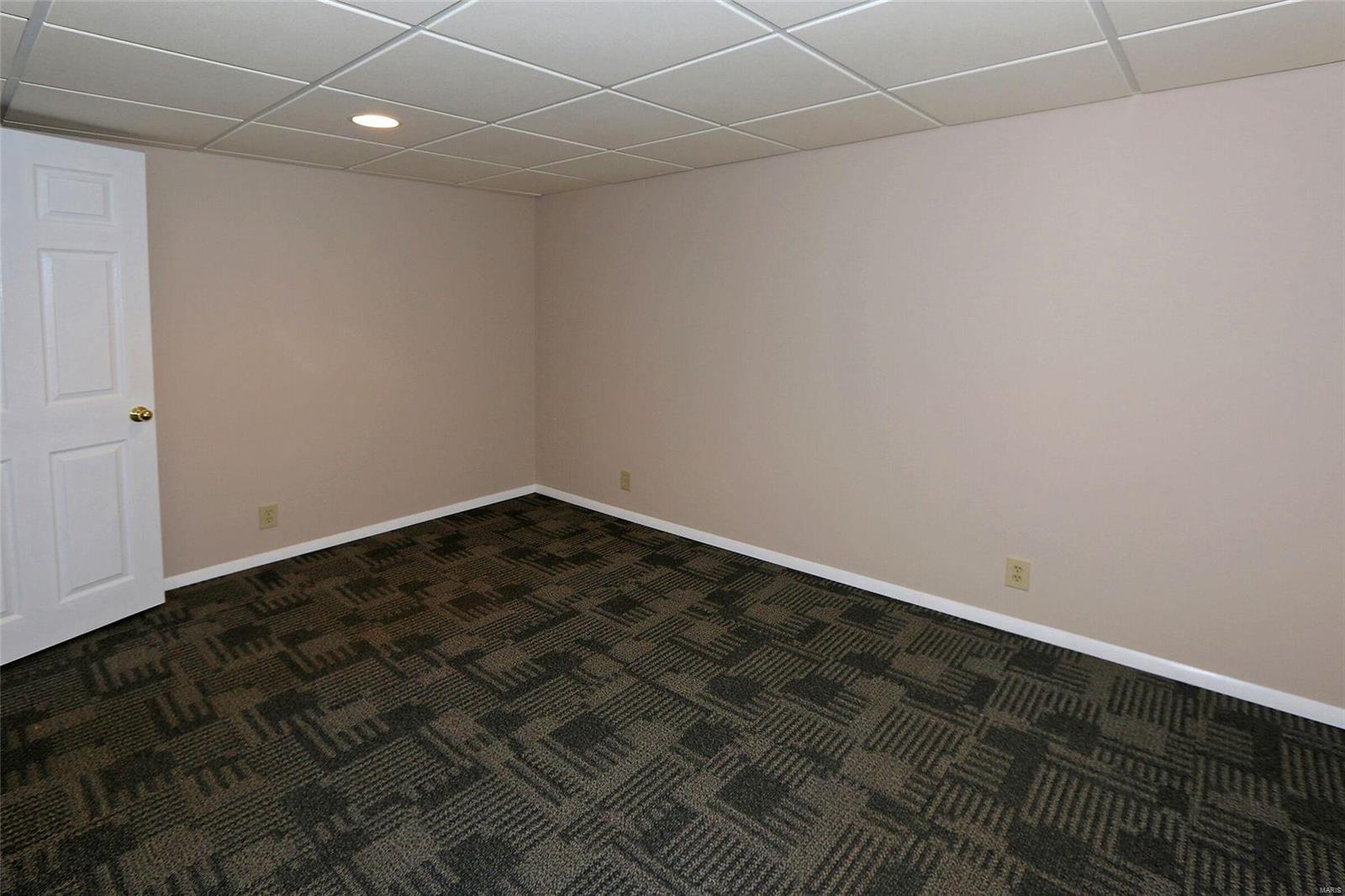 Surrey Lane Corners Unit 1 - Residential