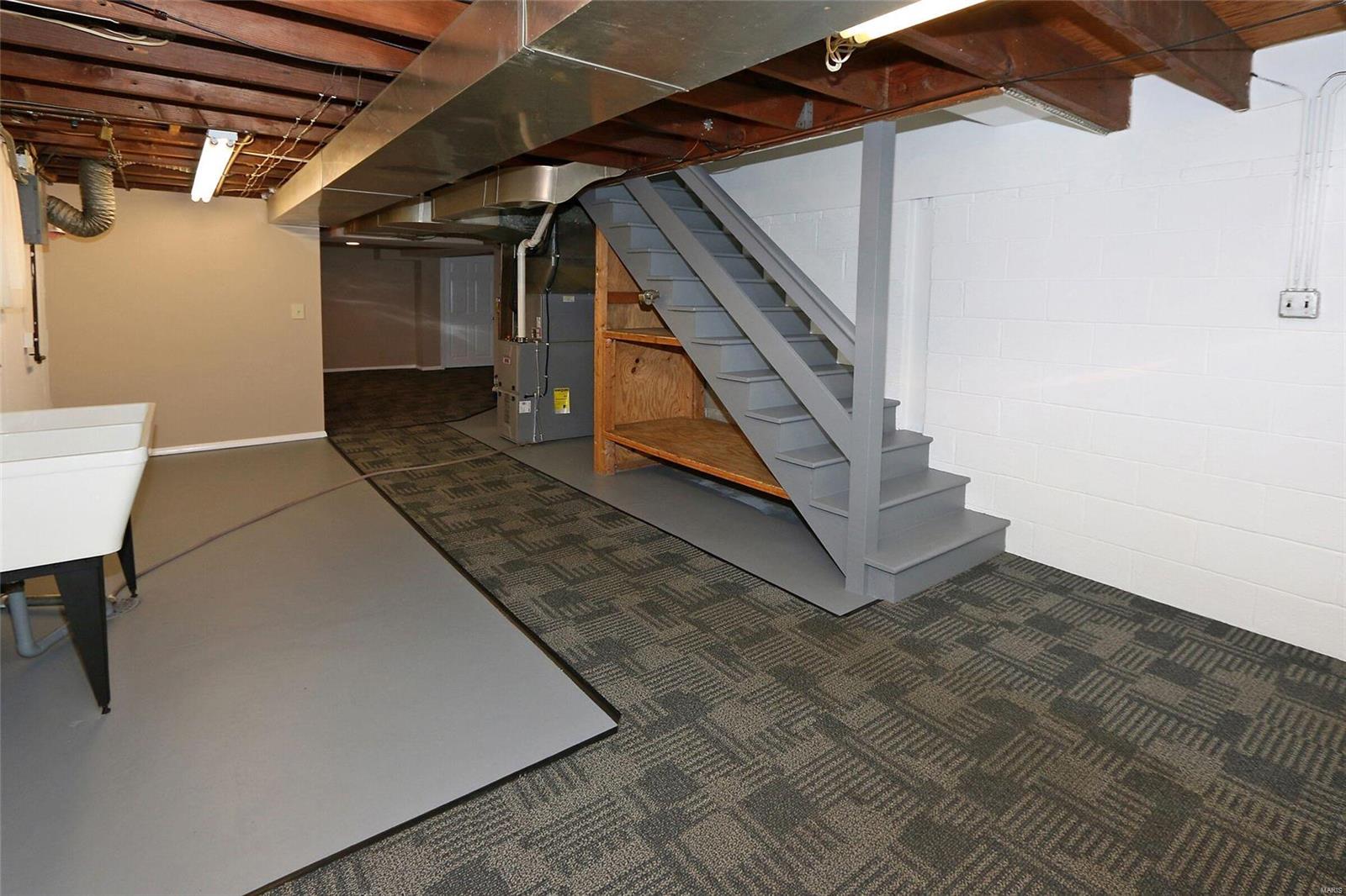 Surrey Lane Corners Unit 1 - Residential