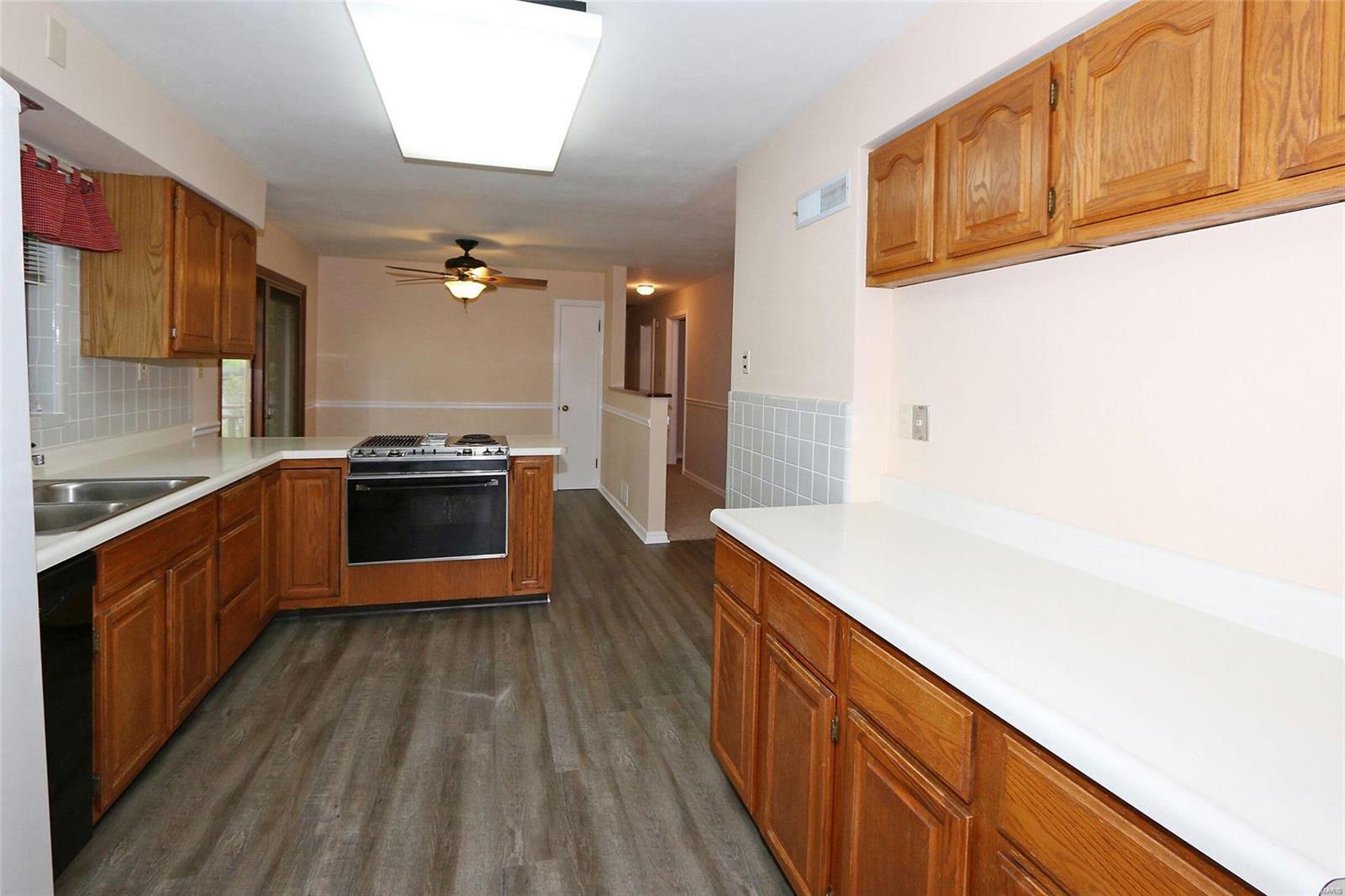 Surrey Lane Corners Unit 1 - Residential