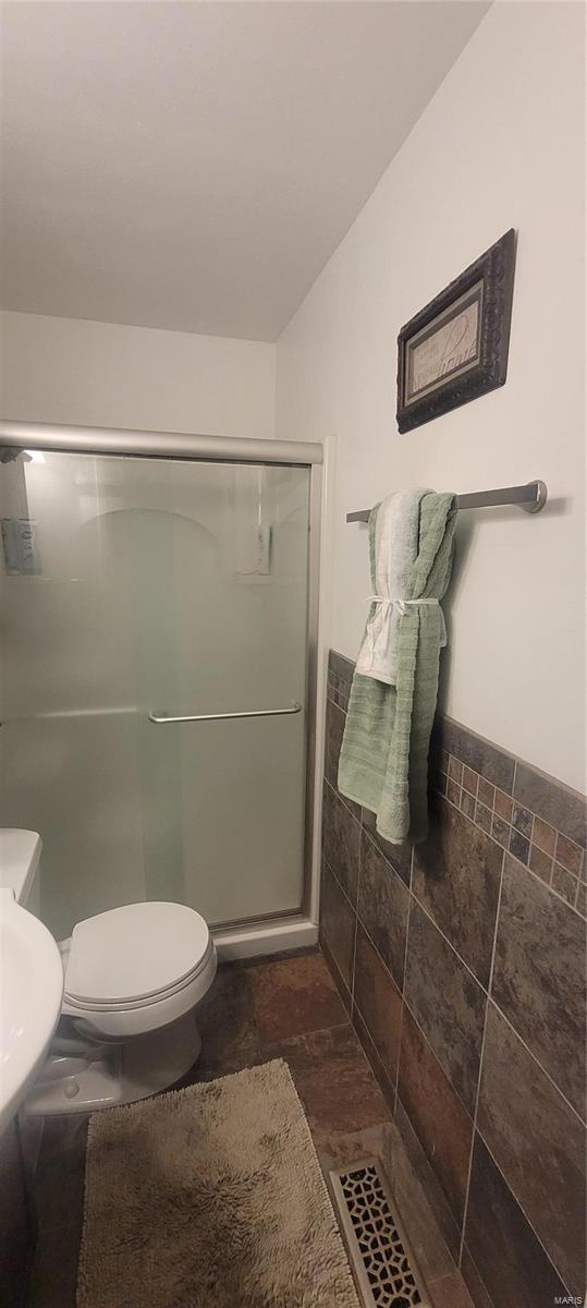 St Louis, Missouri 63136, United States, 3 Bedrooms Bedrooms, ,2 BathroomsBathrooms,Residential,Pending,18468