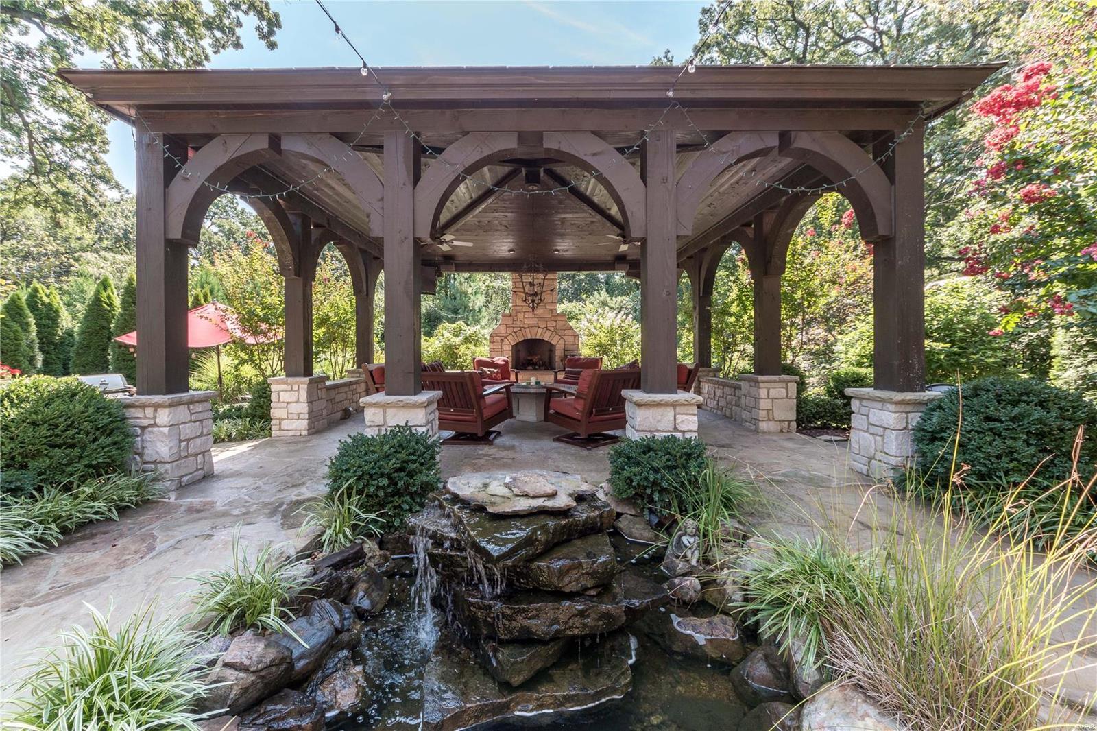 Old Westbury - Residential