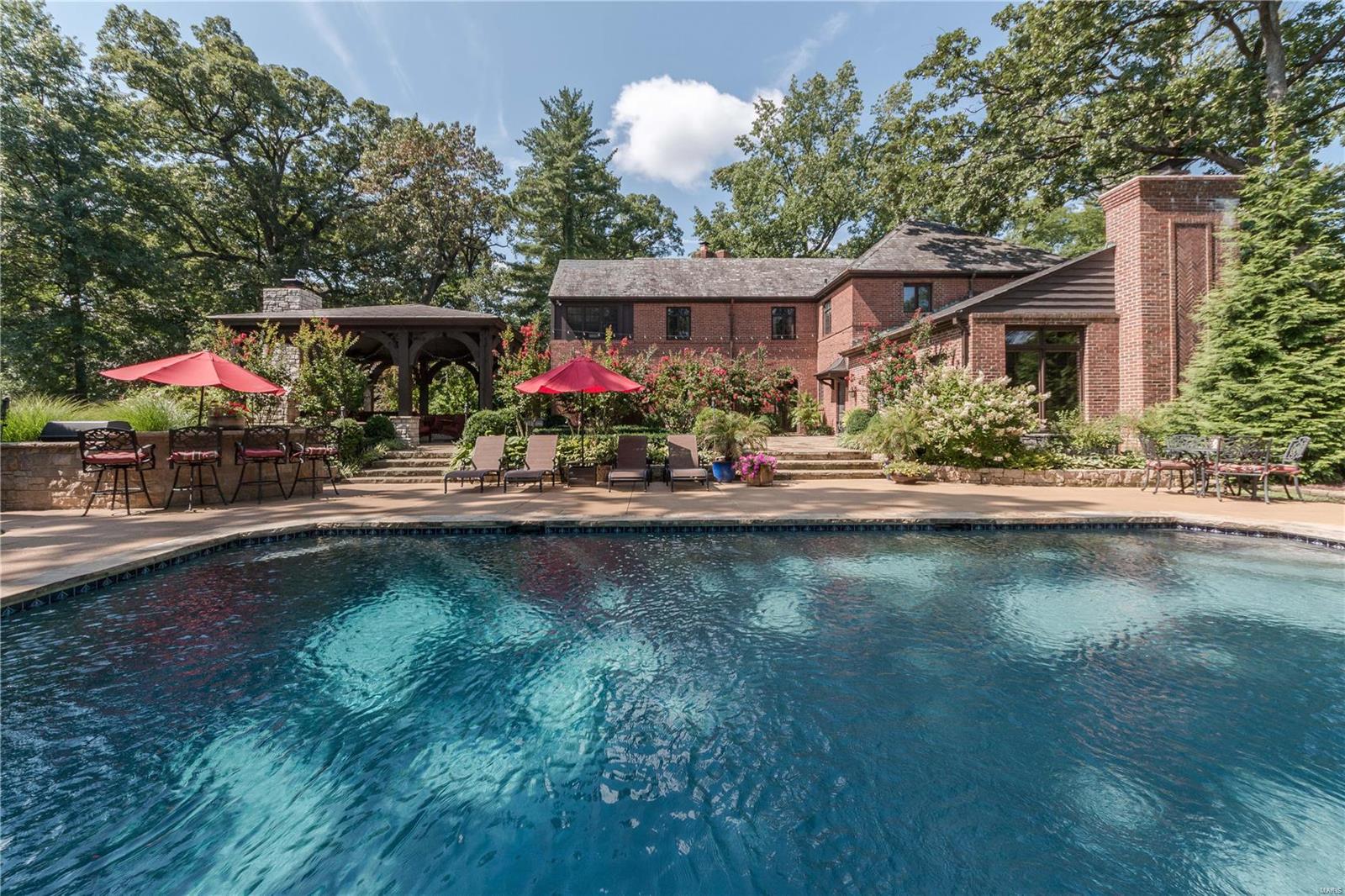 Old Westbury - Residential