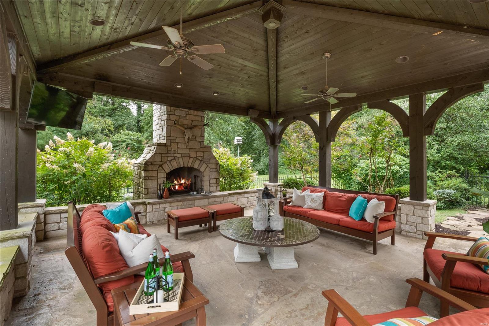 Old Westbury - Residential