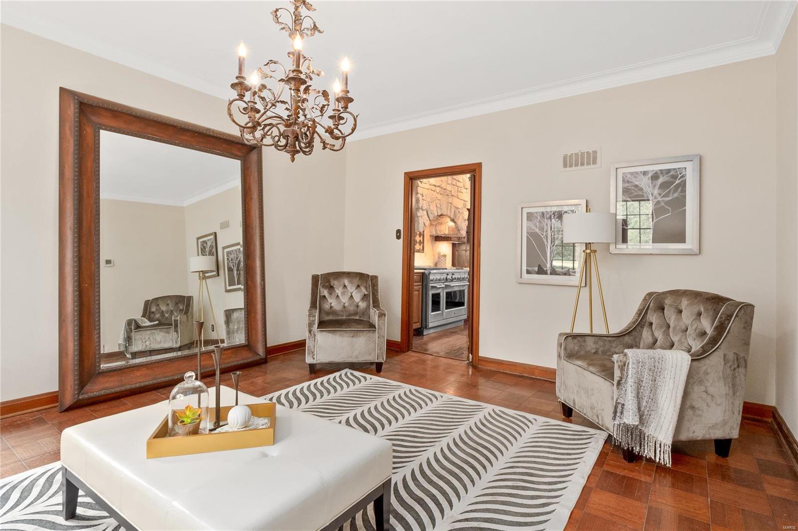 Old Westbury - Residential