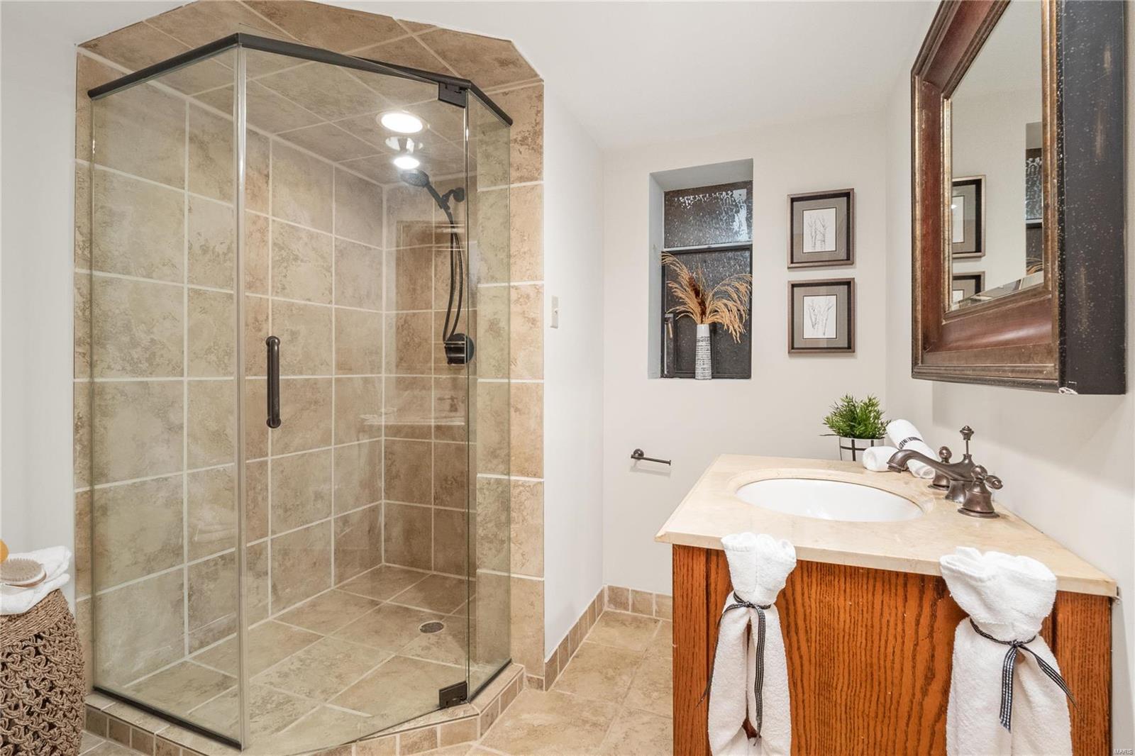 Old Westbury - Residential