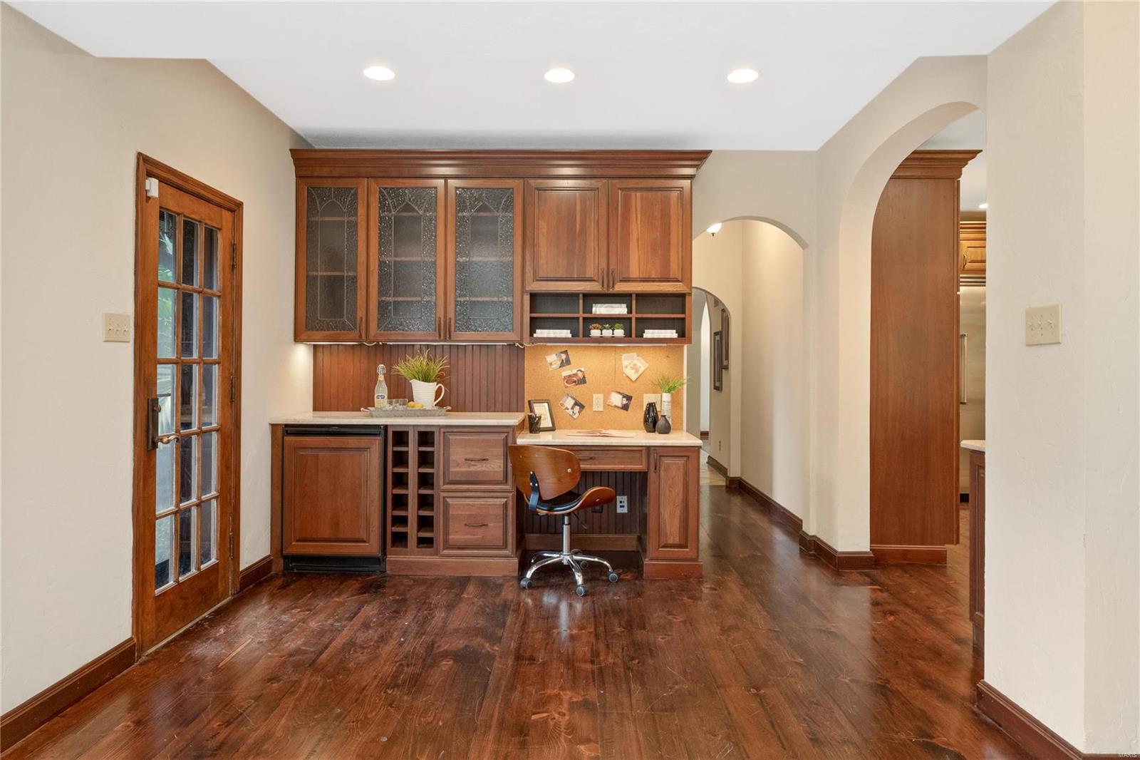 Old Westbury - Residential