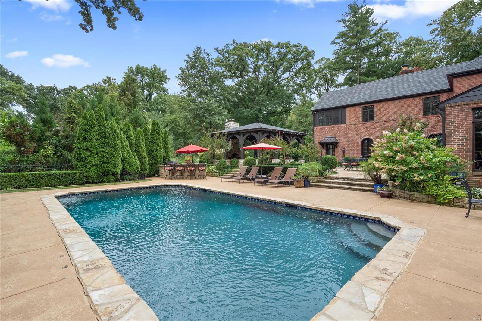 Old Westbury - Residential