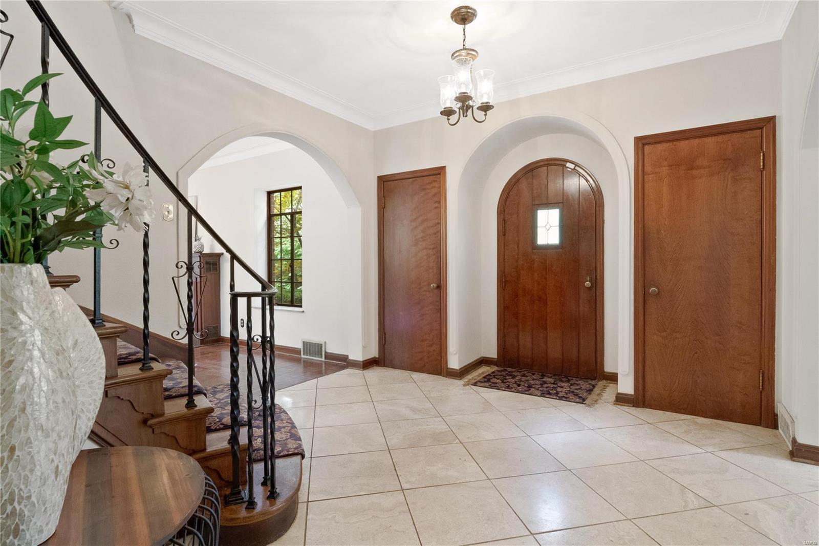 Old Westbury - Residential