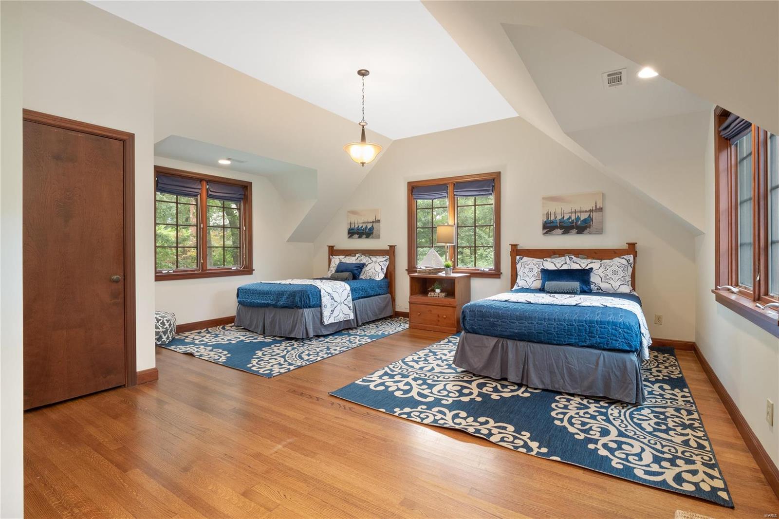 Old Westbury - Residential