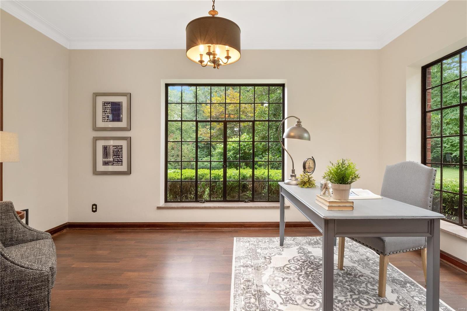 Old Westbury - Residential