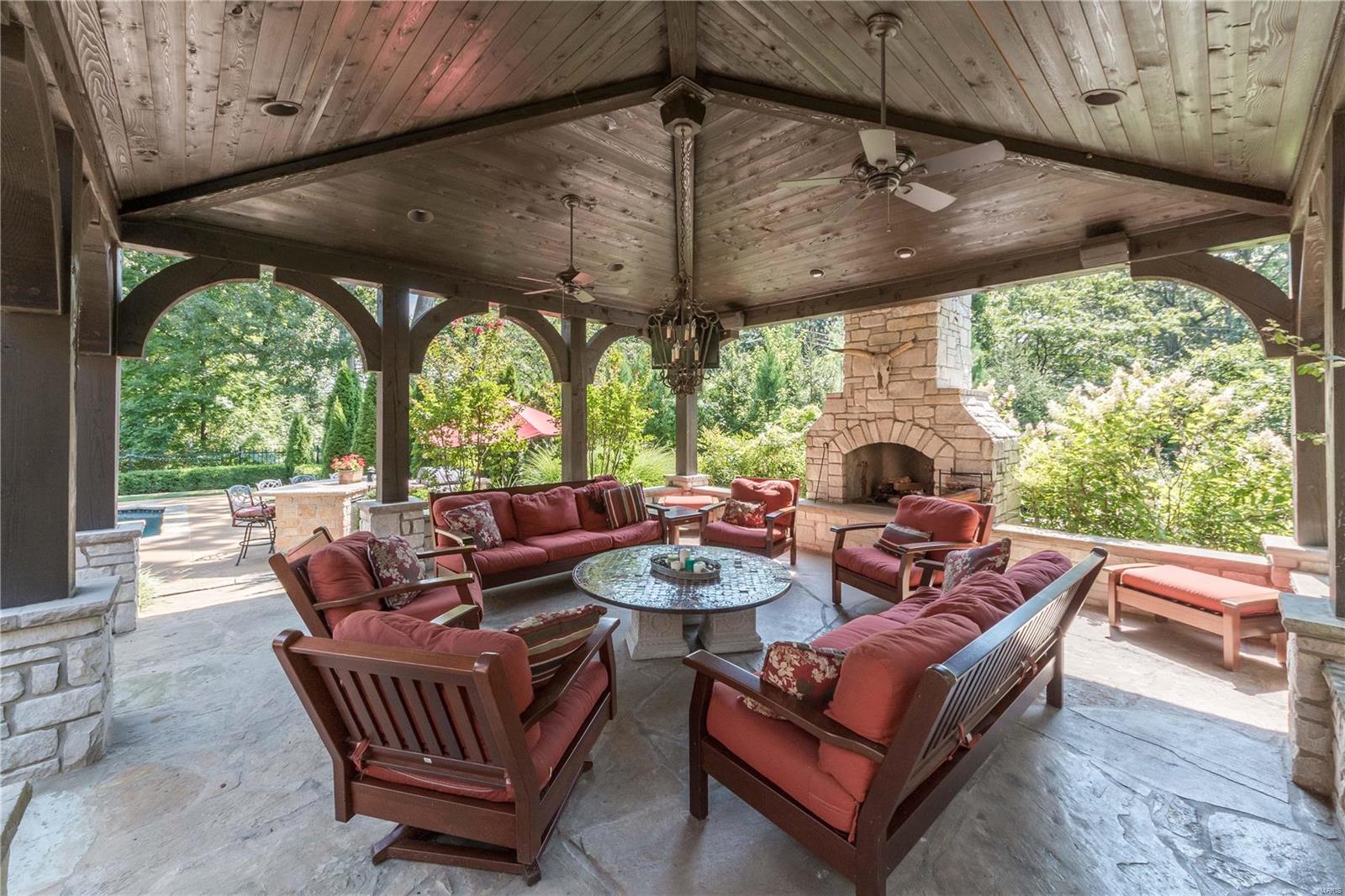 Old Westbury - Residential