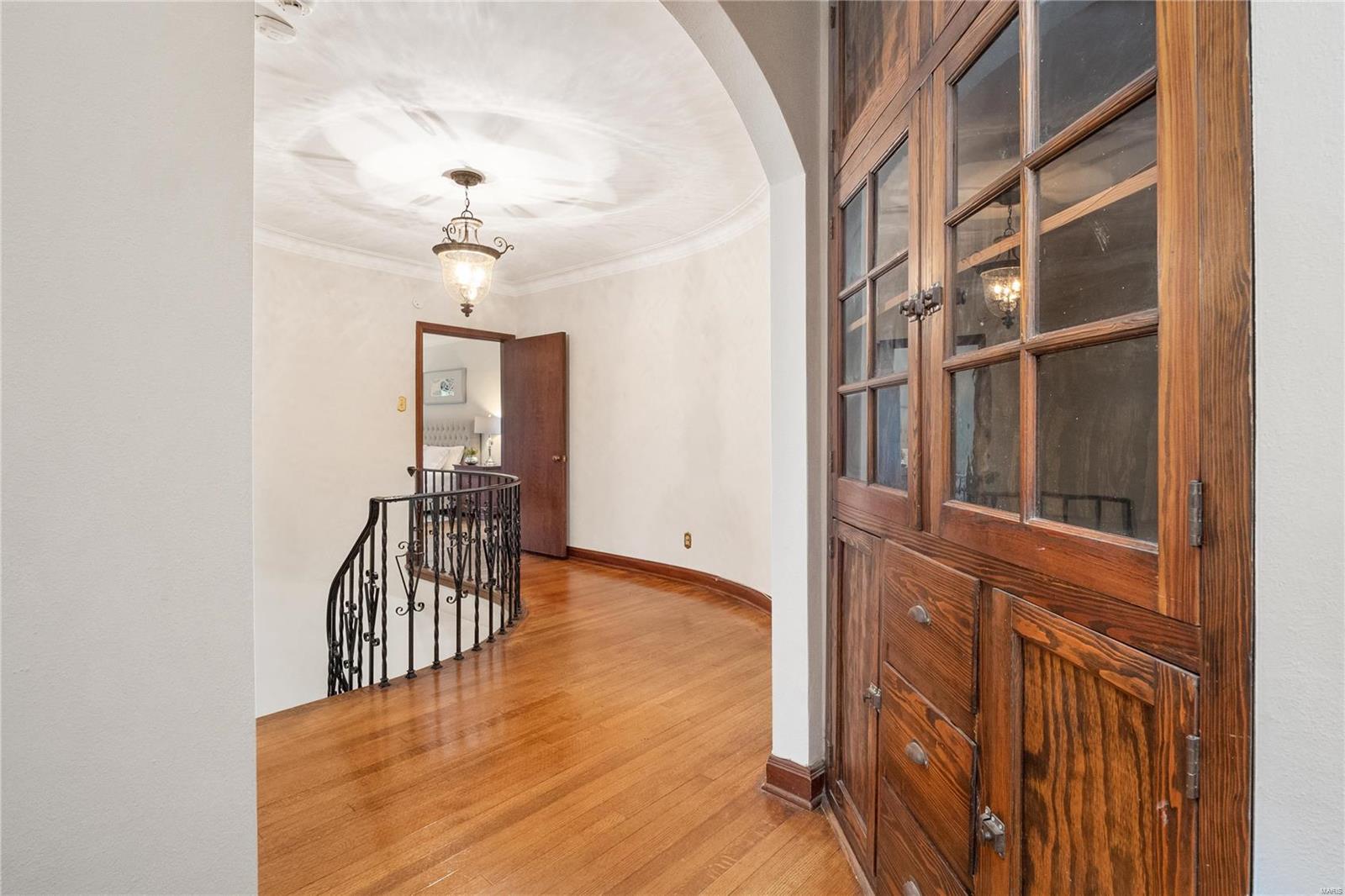 Old Westbury - Residential