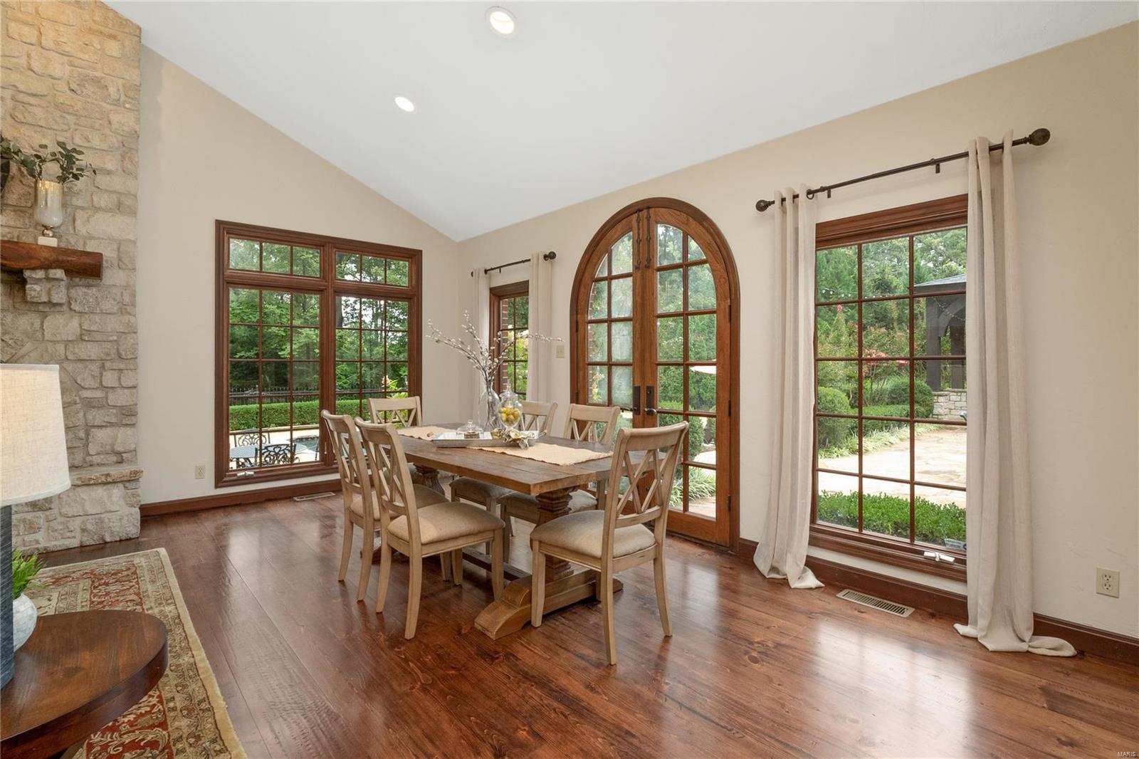 Old Westbury - Residential