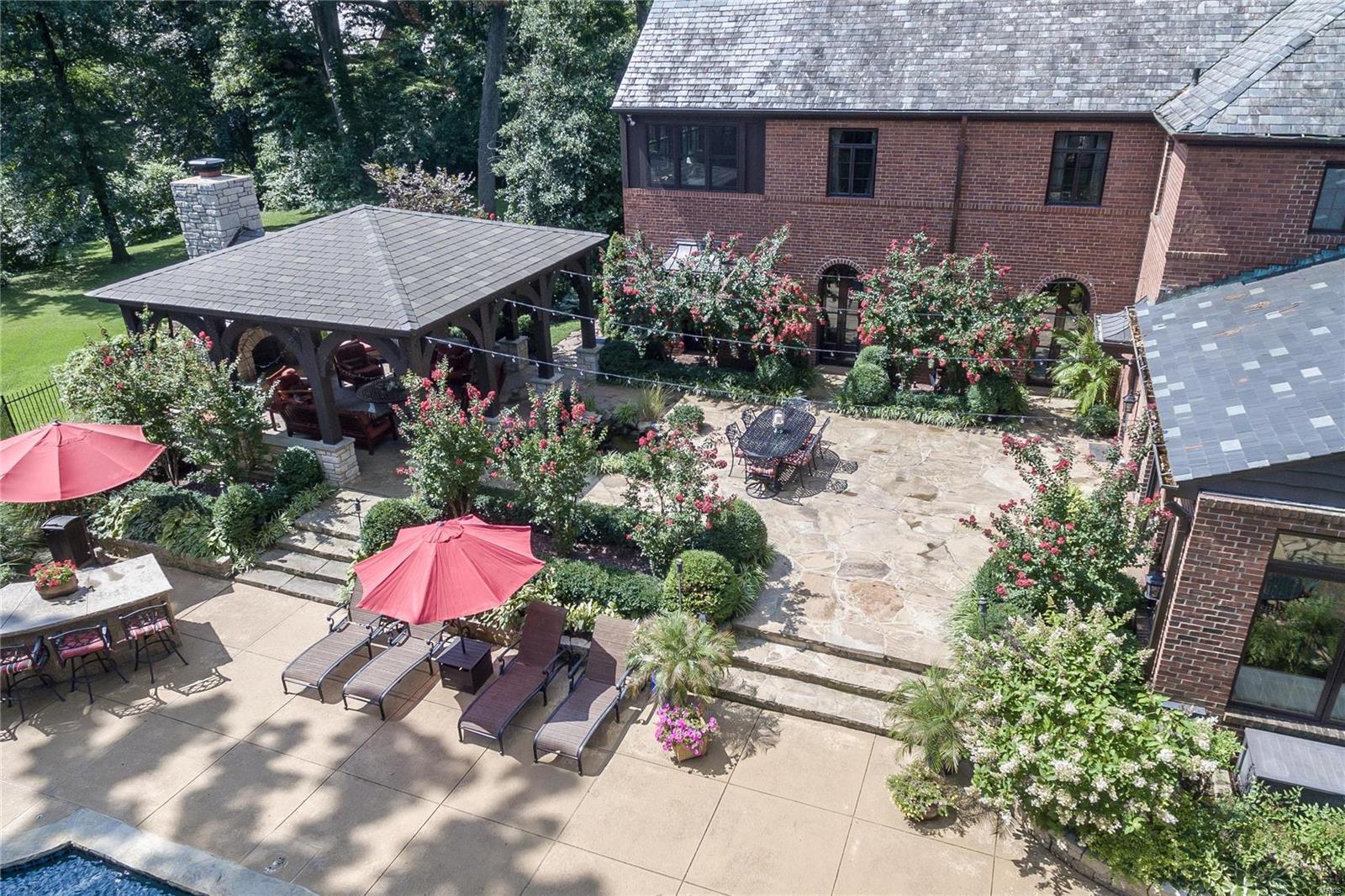 Old Westbury - Residential