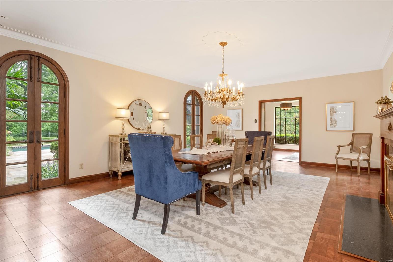 Old Westbury - Residential