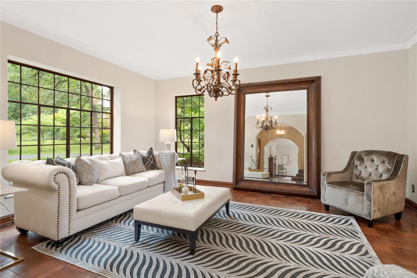 Old Westbury - Residential