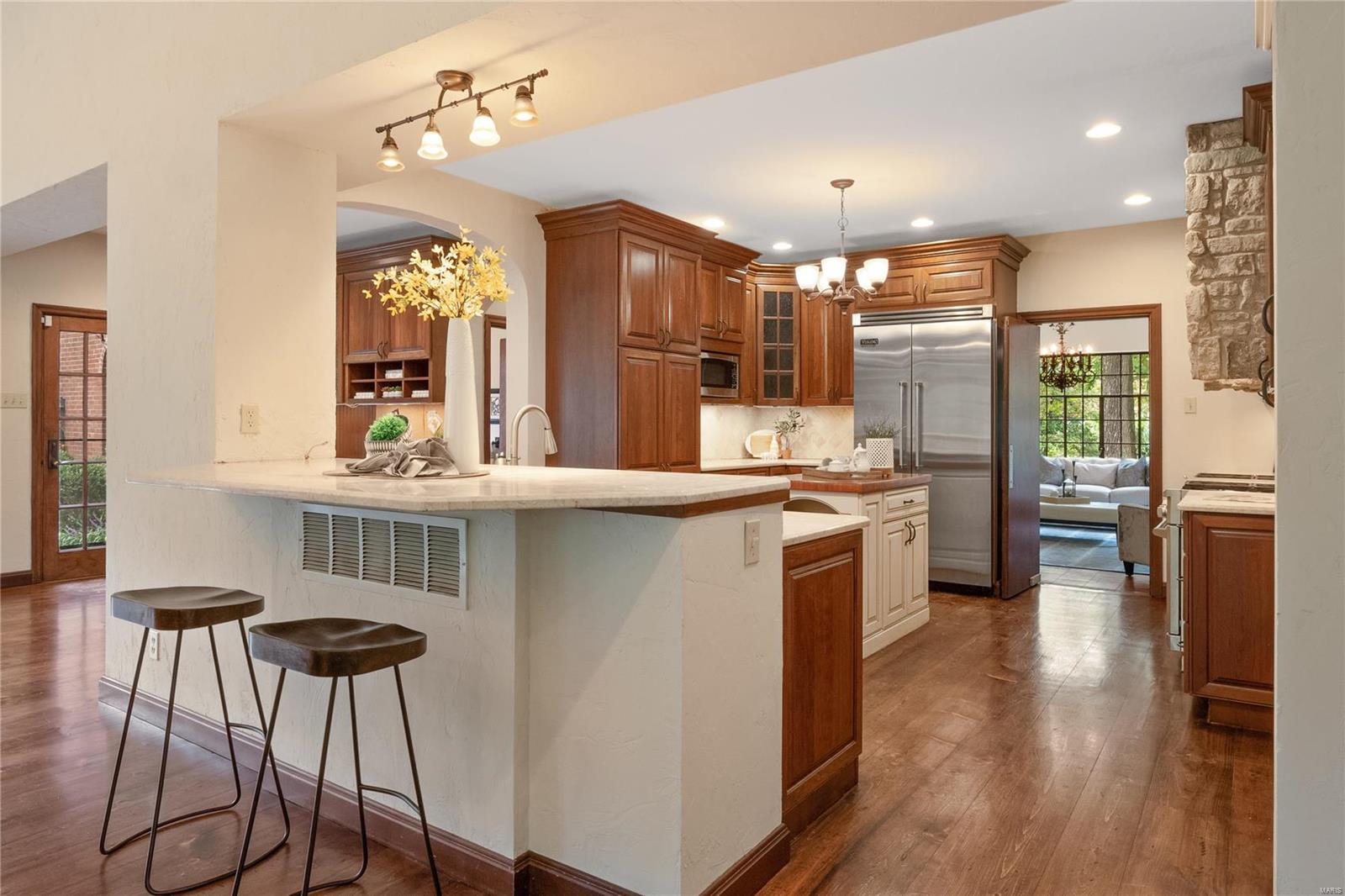 Old Westbury - Residential