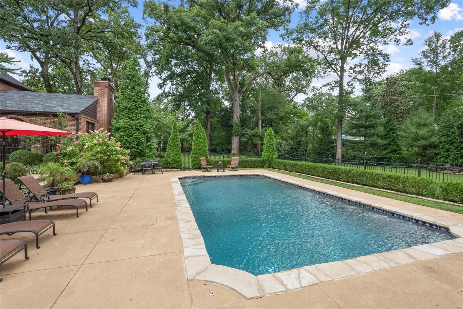 Old Westbury - Residential