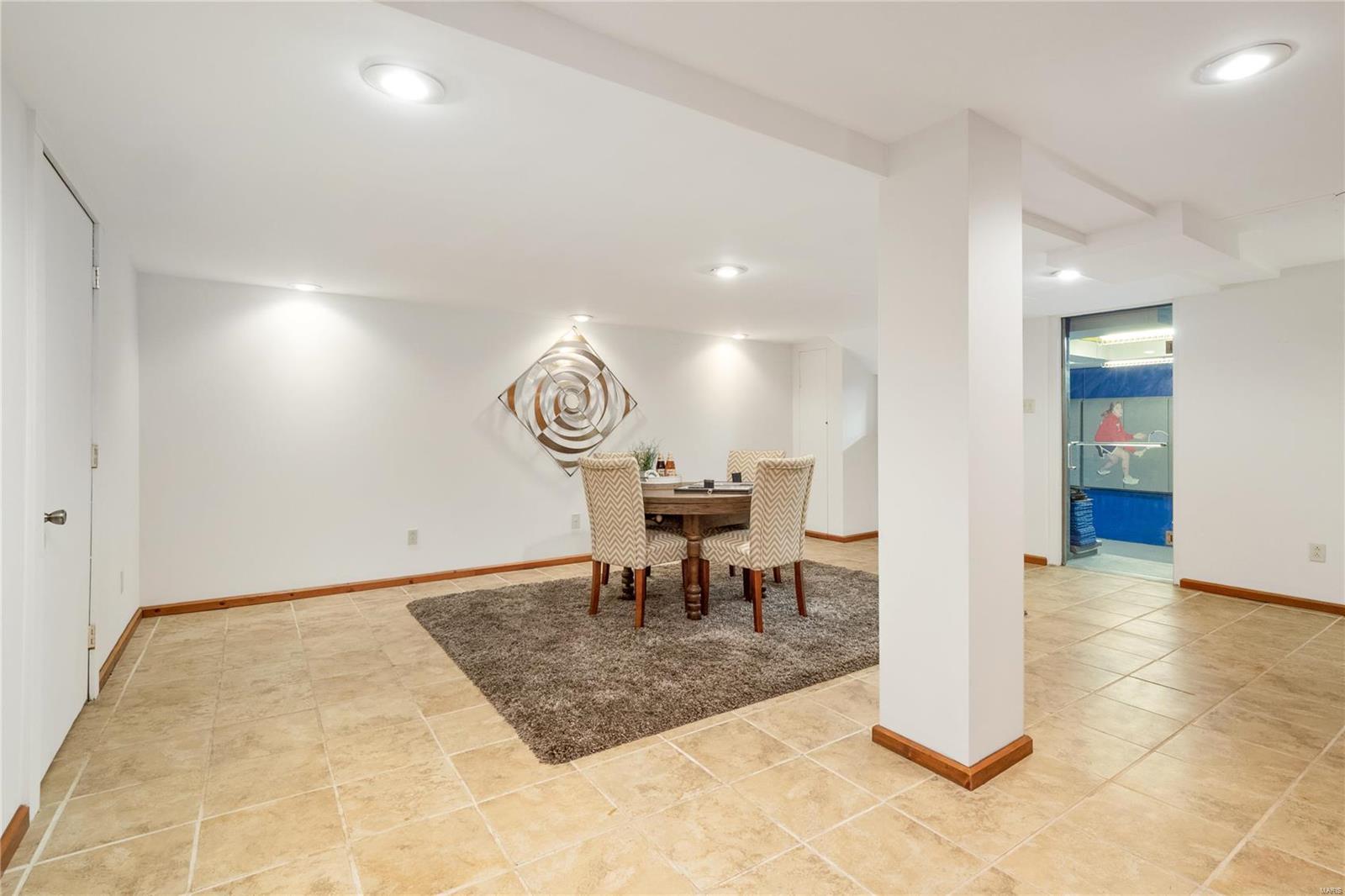 Old Westbury - Residential