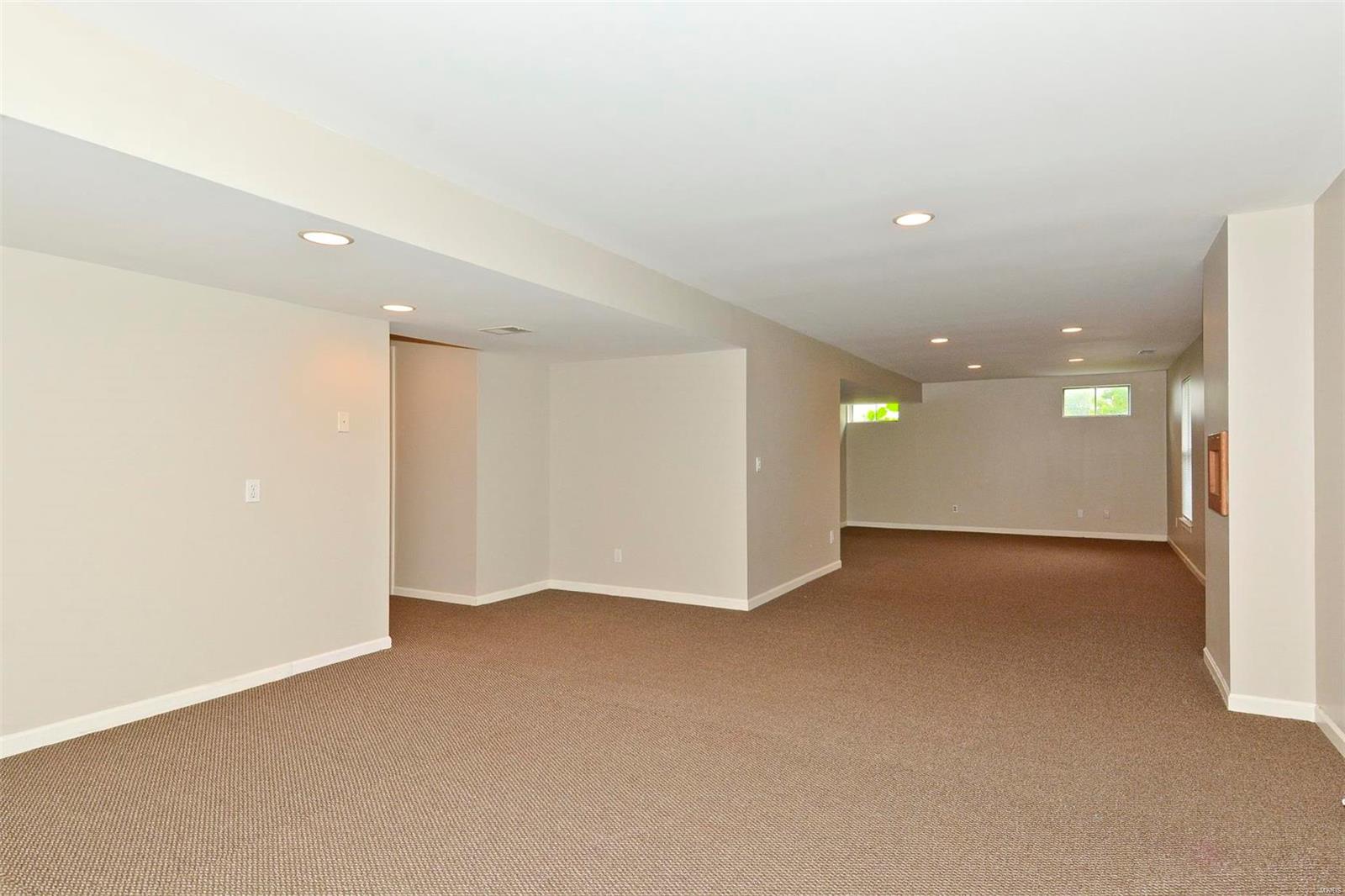 Cambridge Manor #2 - Residential