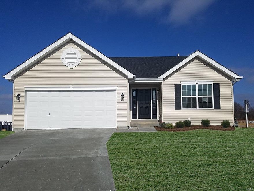 Just completed lovely 2 bedroom Ranch located in McBride’s most popular Wabash Woods community in O’Fallon.  This home has a small back yard for you to maintain so perfect for the person who has a busy lifestyle with little time for a large yard to take care of.    If you are unable to find a villa this may be the perfect solution for you.  Open Kitchen Plan for the entertainer. Vaulted Breakfast and Great Room, Upgraded Dark Laminate Wood Style Flooring. Upgraded Insulation in the Roof to assist with utility bills. Upgraded Aristokraft Cabinets, 42", 30 YR Architectural Shingles, 1st Floor Laundry, Energy Efficient Window, 22 car Depth bump out on one side of the garage. Only $1,000 down to purchase this easy to take care of 1,150 sq. ft. home.  Open 10am-6pm. Also includes: full basement, 2 car garage. Photo images / Virtual tour of McBride  Model home. Optional or different features may be shown. Consult with on-site sales for a list of included features.