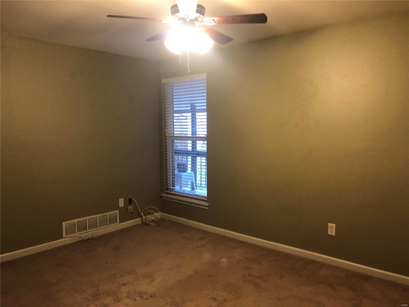 Greenbriar Condo - Residential