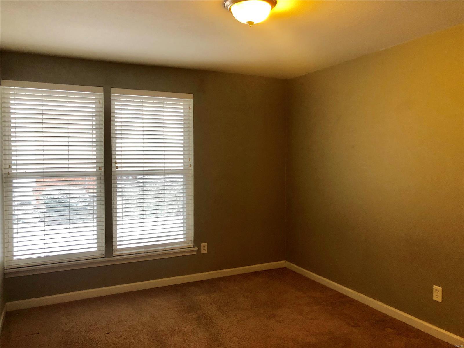 Greenbriar Condo - Residential