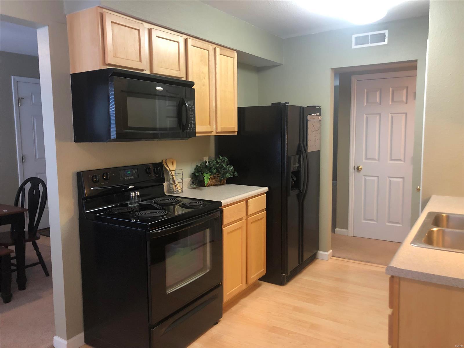 Greenbriar Condo - Residential