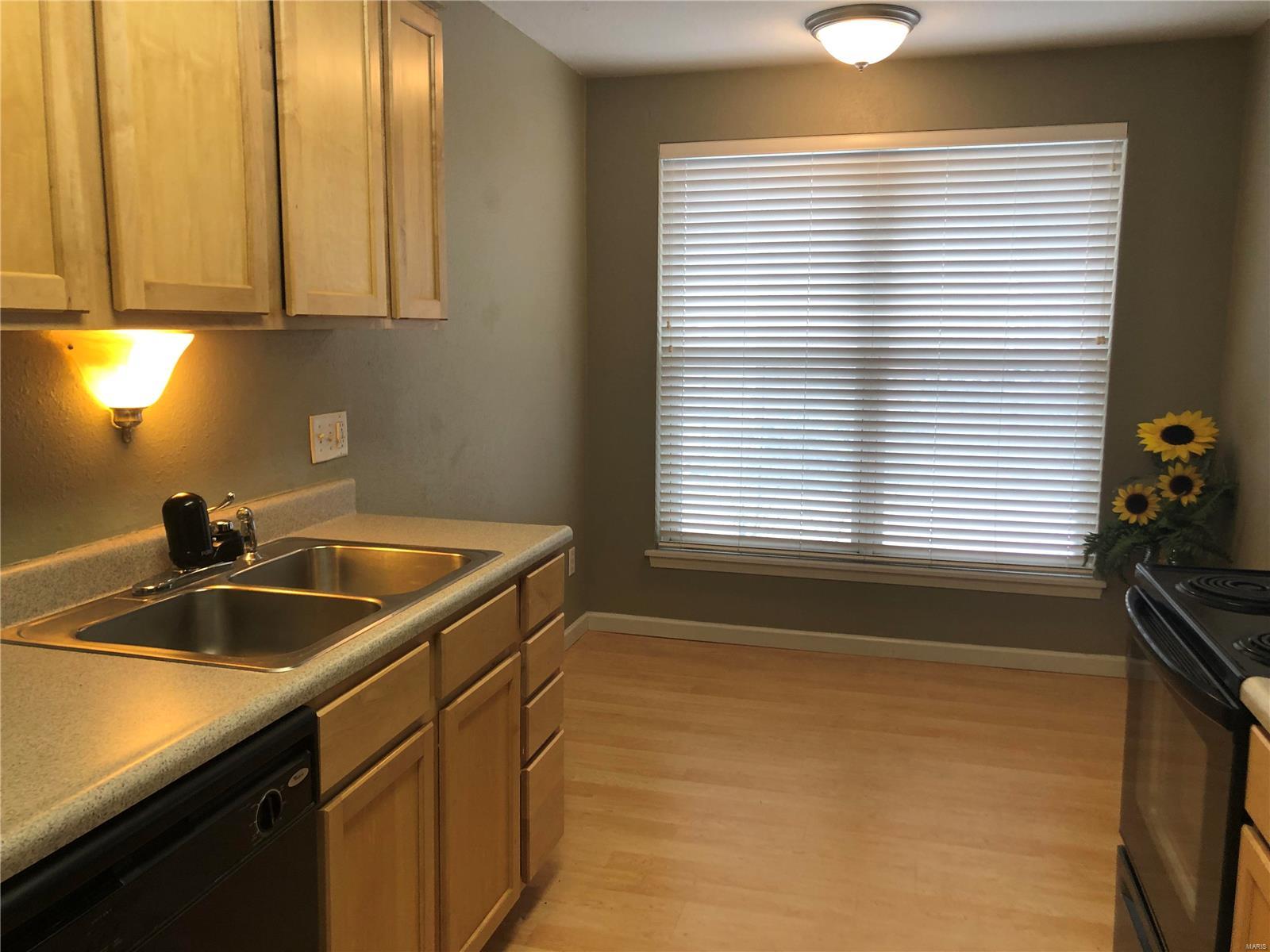 Greenbriar Condo - Residential