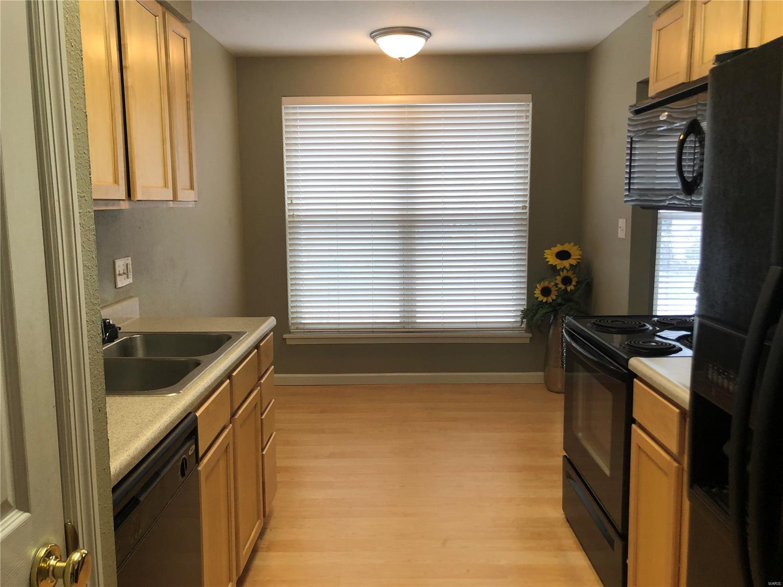 Greenbriar Condo - Residential