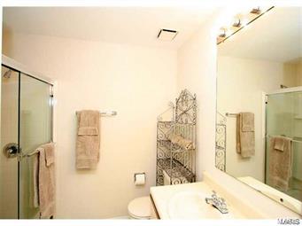 Oakland Place - Residential Lease