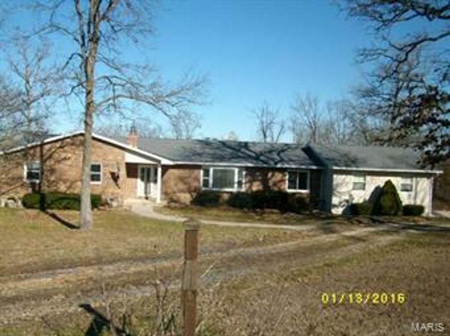 1992 sq ft ranch home on 8.27 acres! 4 bed, 2 bath, woodburning fireplace in great room AND in the partially finished walkout basement! Main floor laundry, separate dining room, 2 car side entry garage AND 1 car garage in basement. 24' Above Ground Bermuda King Pool with 2 tiered deck. So much to offer with this great home! Won’t last long at this price! SpecialListingConditions: Foreclosure