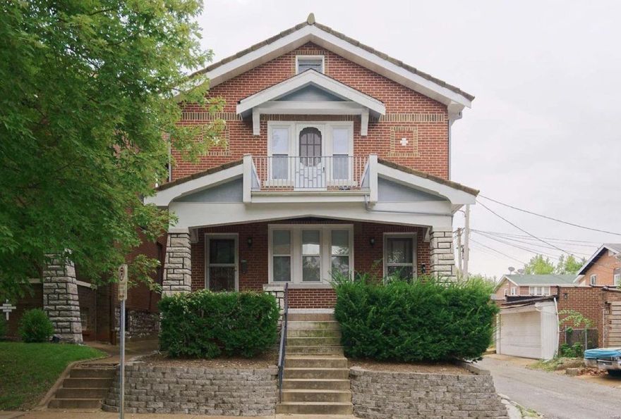 Renovated second floor 2 bedroom apartment unit is near Christy Park. This open floor unit has refinished hardwood floors, renovated kitchen and bath on a beautiful tree lined street. Architectural features include stained glass windows, central air, storage area and laundry area on site. Very centrally located close to public transportation,  restaurants, and shops.  Kitchen appliances include refrigerator, dishwasher, microwave and gas stove. There is lots of closet space, and washer - dryer hook ups in the basement. A gorgeous landscaped fenced in backyard to enjoy.  Security deposit equal to one months rent.