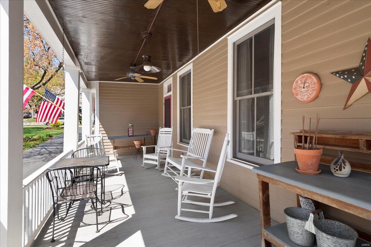 St Louis, Missouri 63119, United States, 5 Bedrooms Bedrooms, ,3 BathroomsBathrooms,Residential,Pending,112128