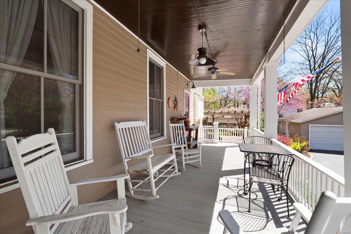 St Louis, Missouri 63119, United States, 5 Bedrooms Bedrooms, ,3 BathroomsBathrooms,Residential,Pending,112128