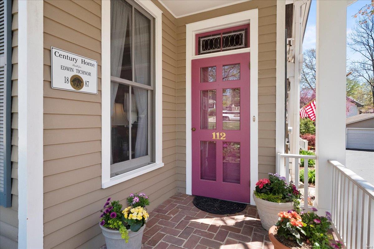 St Louis, Missouri 63119, United States, 5 Bedrooms Bedrooms, ,3 BathroomsBathrooms,Residential,Pending,112128