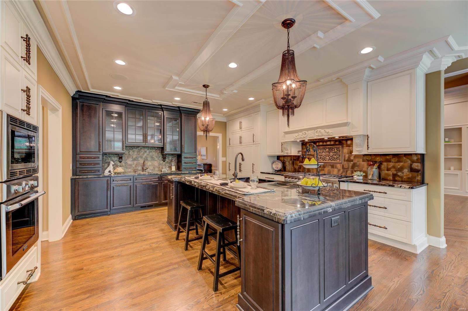 Ladue Grove Estates - Residential