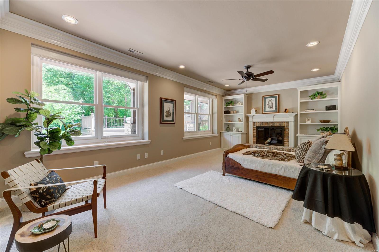 Ladue Grove Estates - Residential