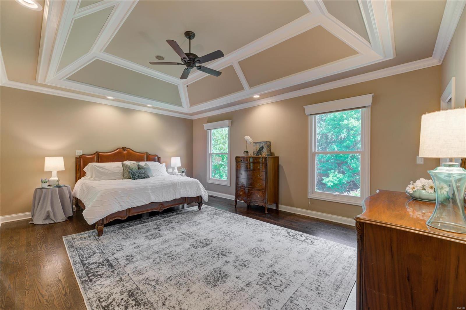 Ladue Grove Estates - Residential