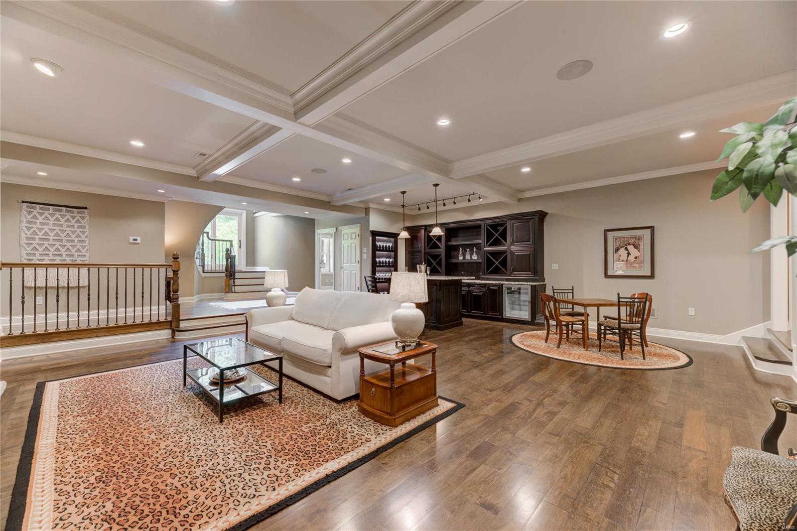 Ladue Grove Estates - Residential