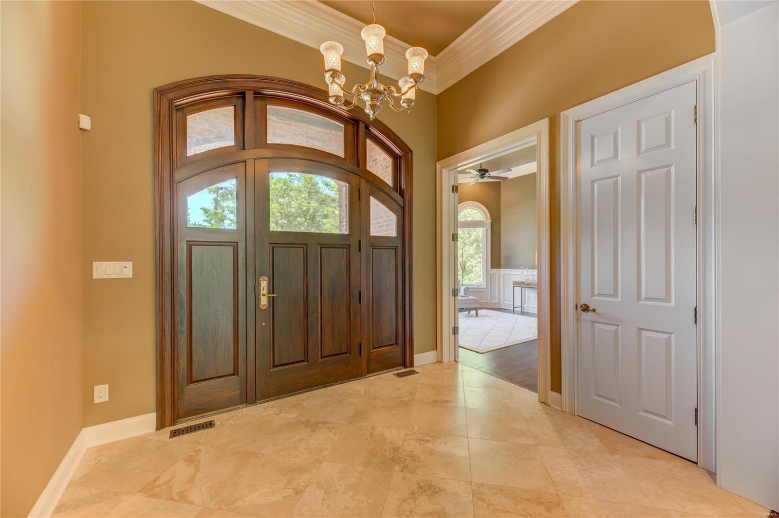 Ladue Grove Estates - Residential