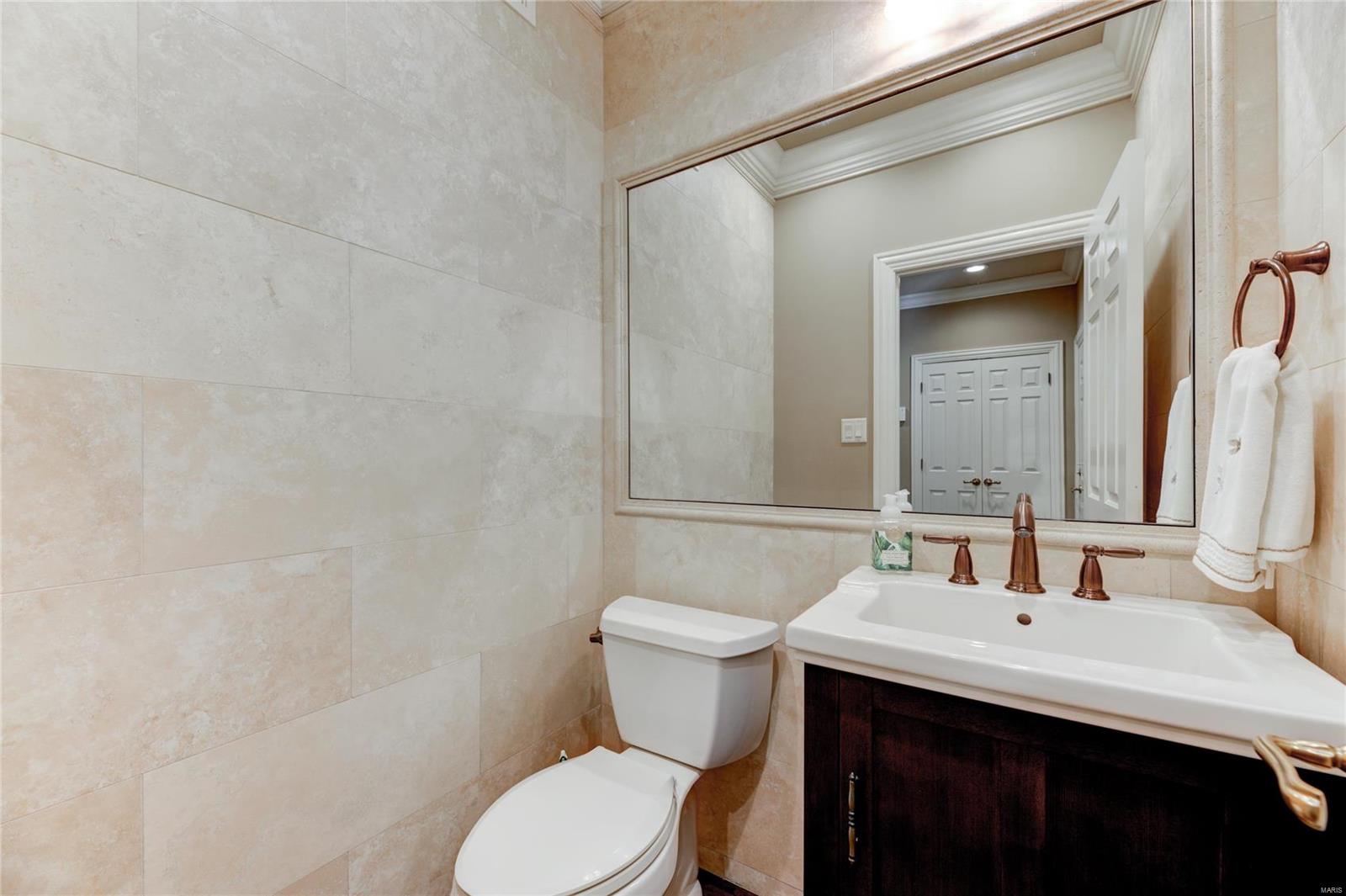 Ladue Grove Estates - Residential