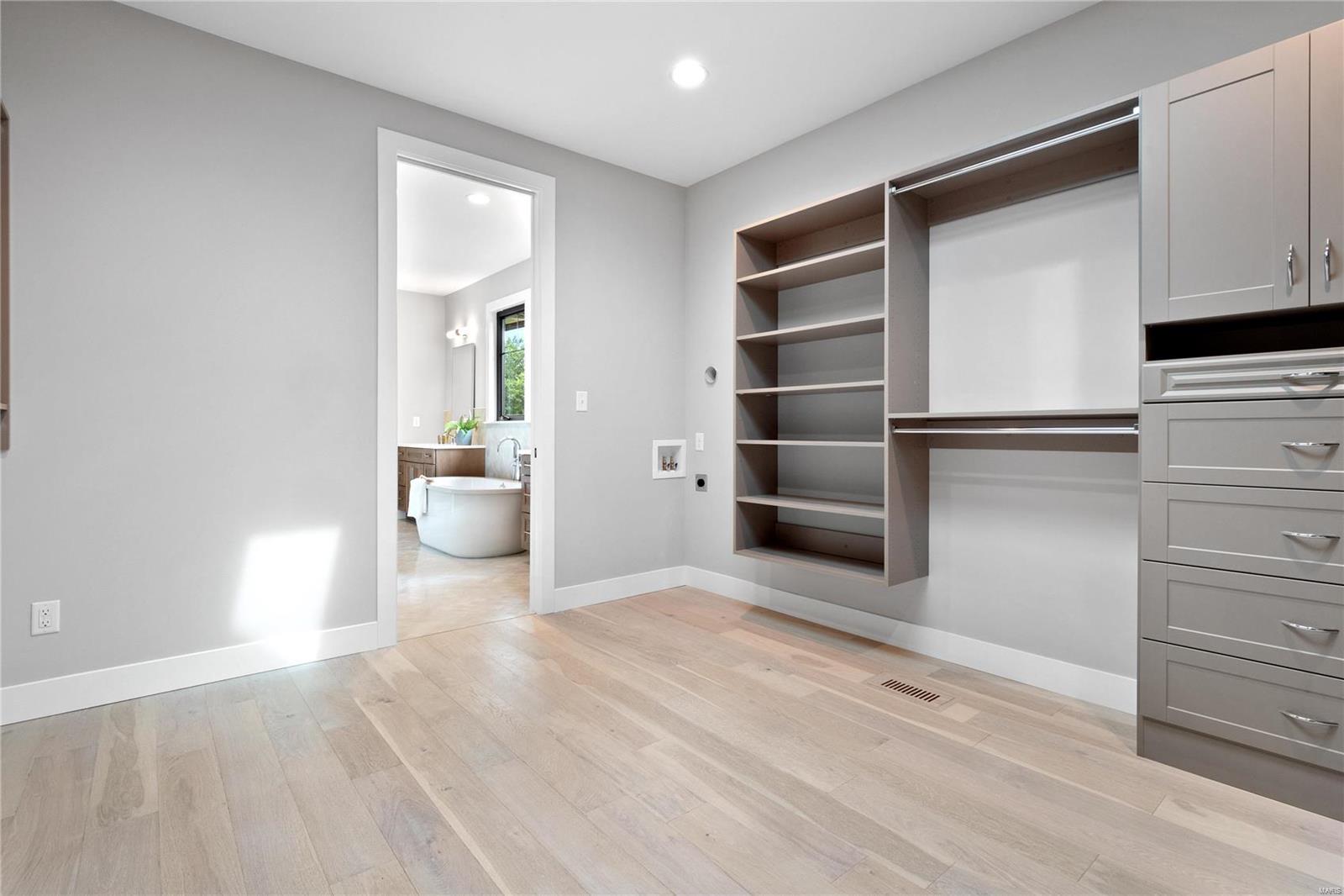 Windsor Forest - Residential