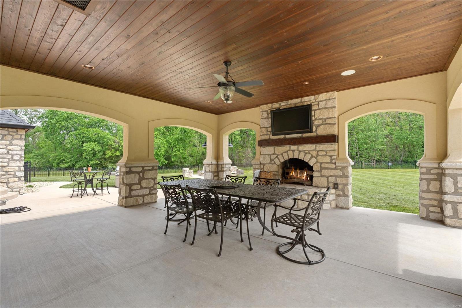 Brookhollow - Residential