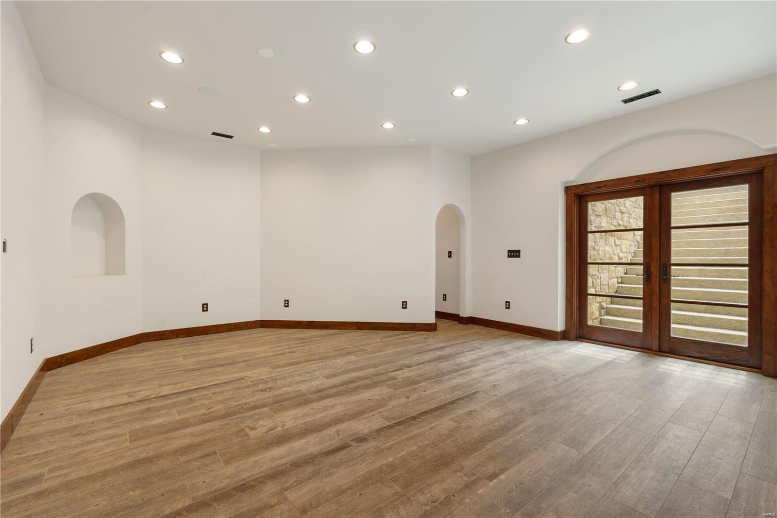 Brookhollow - Residential