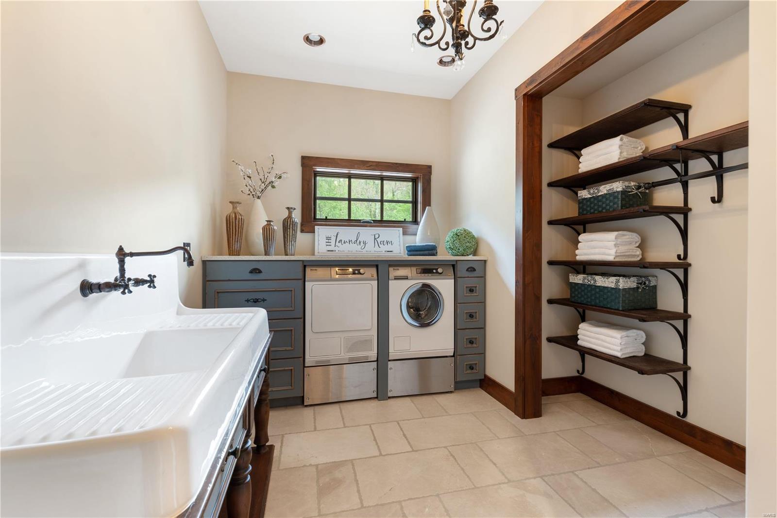 Brookhollow - Residential