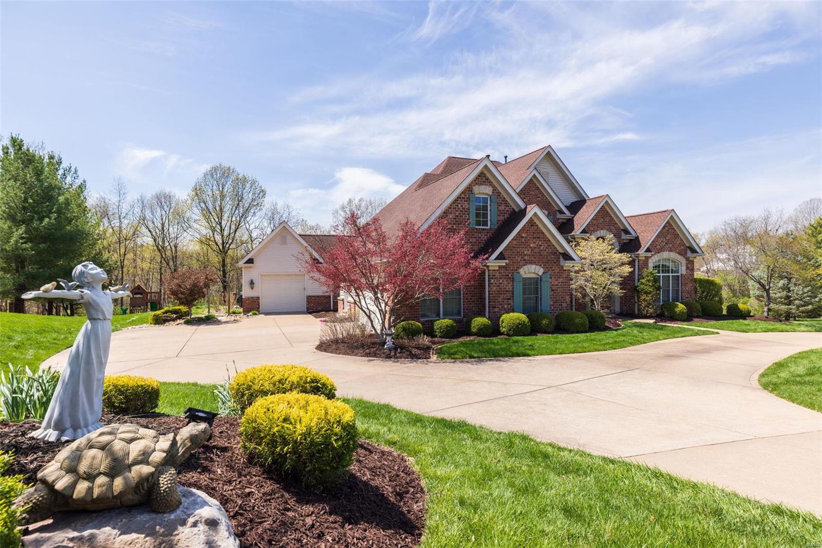 Anton Place - Residential